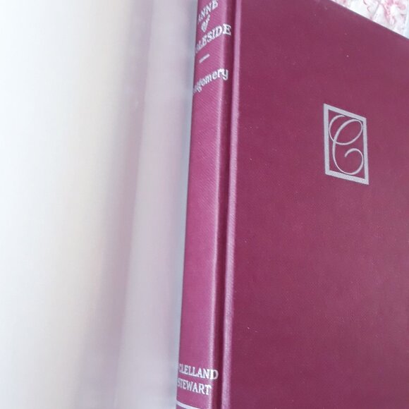 1939 Anne of Ingleside L.M Montgomery Canadian Edition Hardcover - Picture 15 of 16